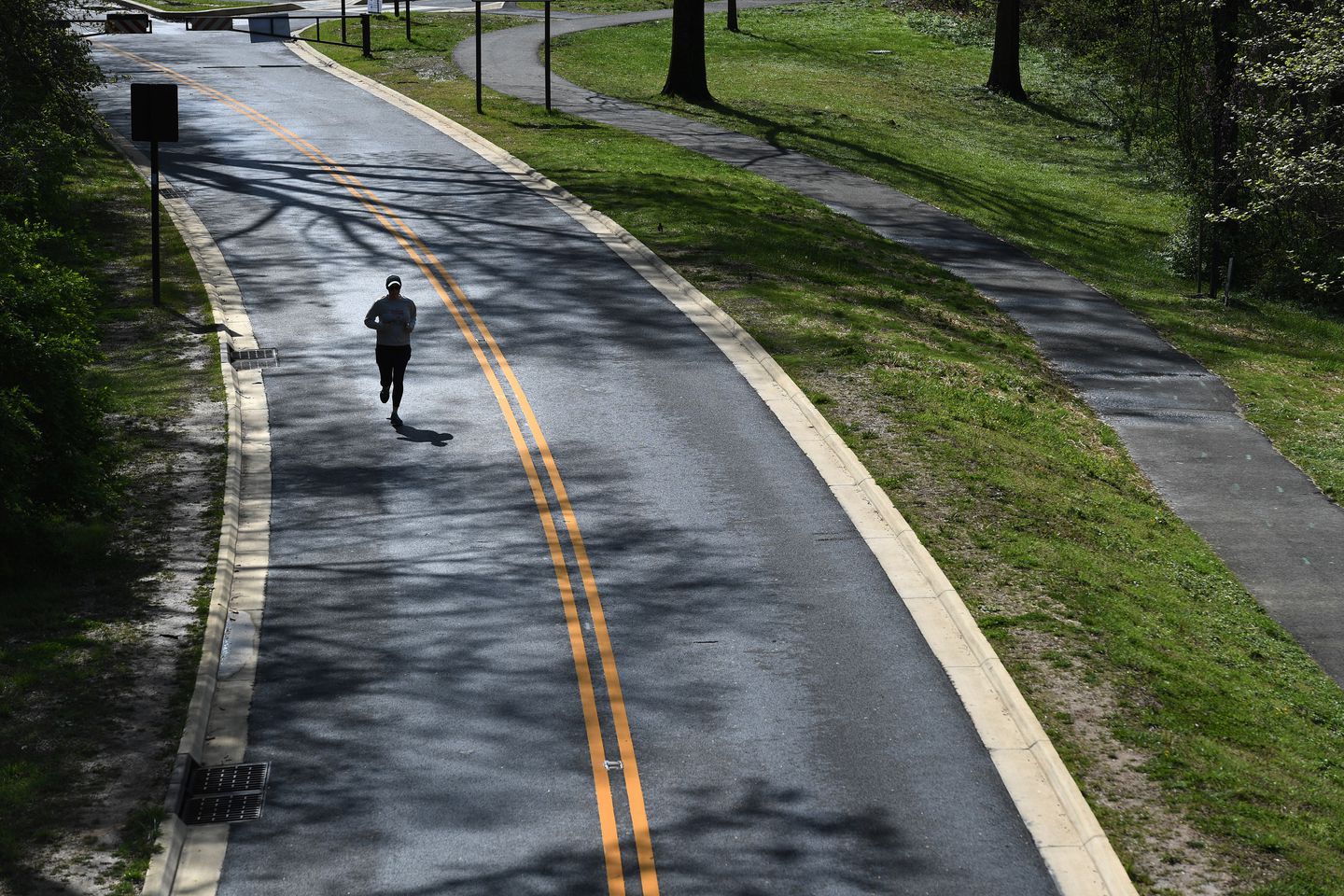 Live updates: Virginia, D.C. extend nonessential business shutdowns into May; Maryland orders residents to wear masks in stores – The Washington Post